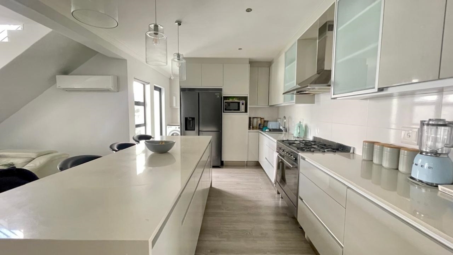3 Bedroom Property for Sale in Sagewood Western Cape